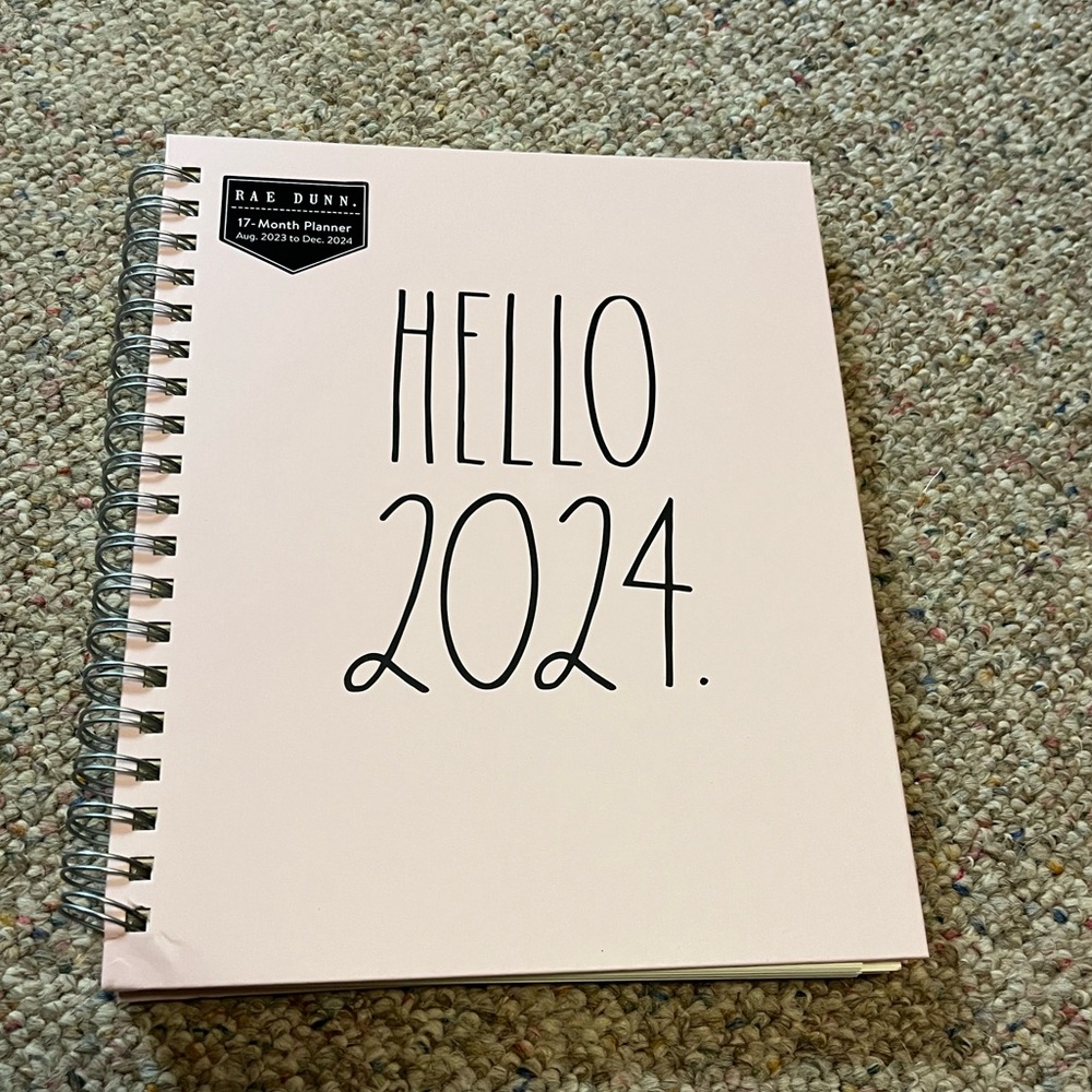 🆕 Rae Dunn HELLO 2024 17 Month Planner Pink - Picture 2 of 13
